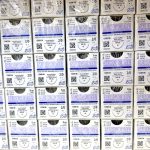 نخ بخیه جذبی ویکریل SMI (SMI VICRYL) سایز 2/0، سوزن راند 36 میلی‌متر، رنگ بنفش، 12 عددی